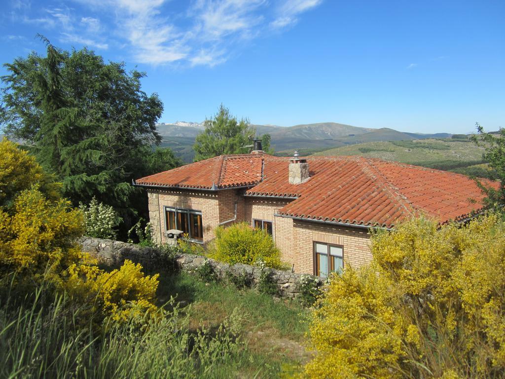 La Ladera Villa Hoyos del Espino Exterior photo